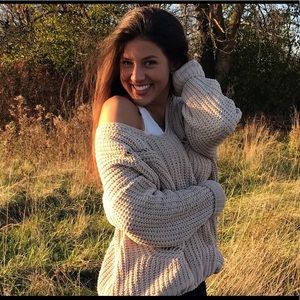 Meet your Posher, Basia